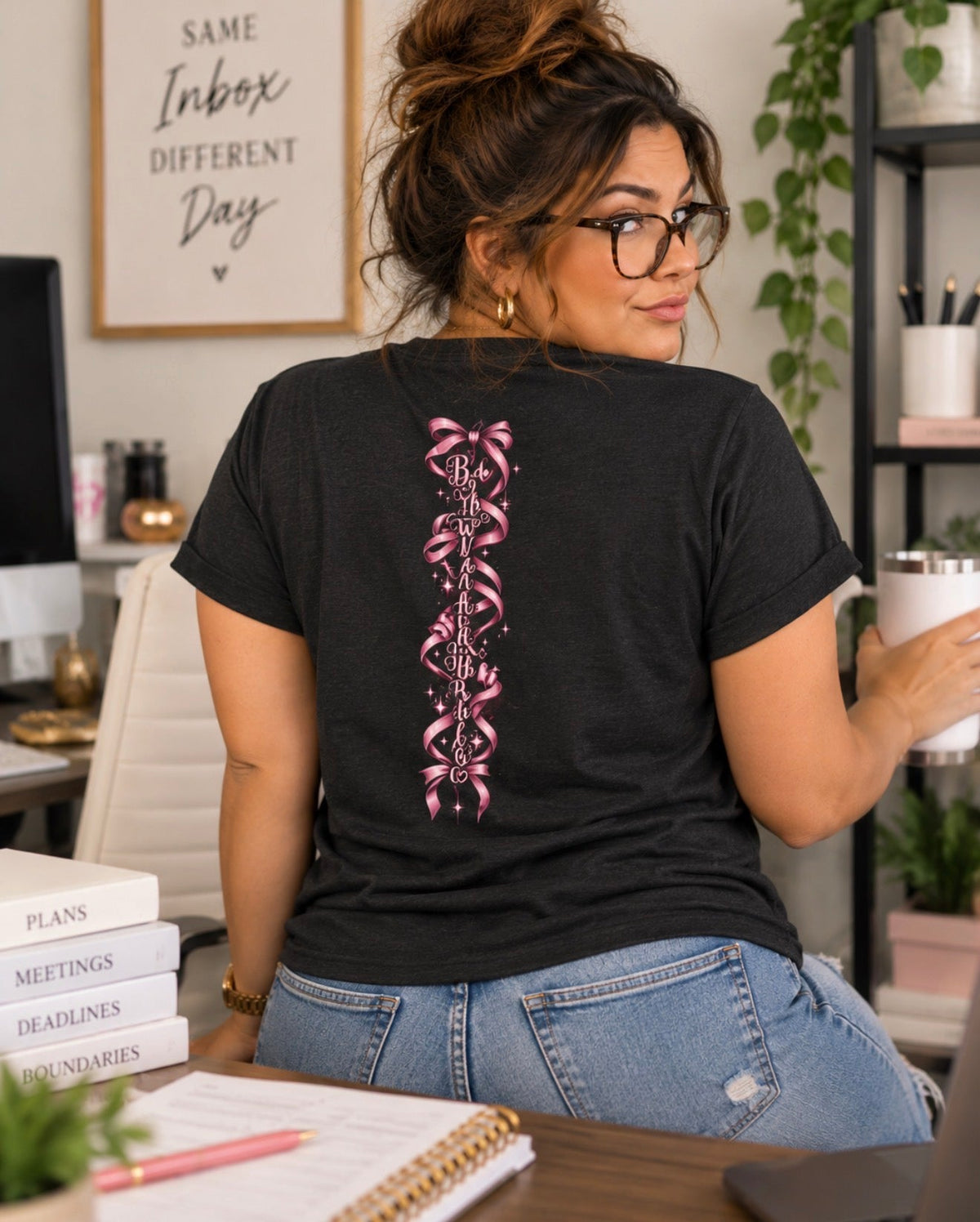 black heather tee vertical pink bow back print